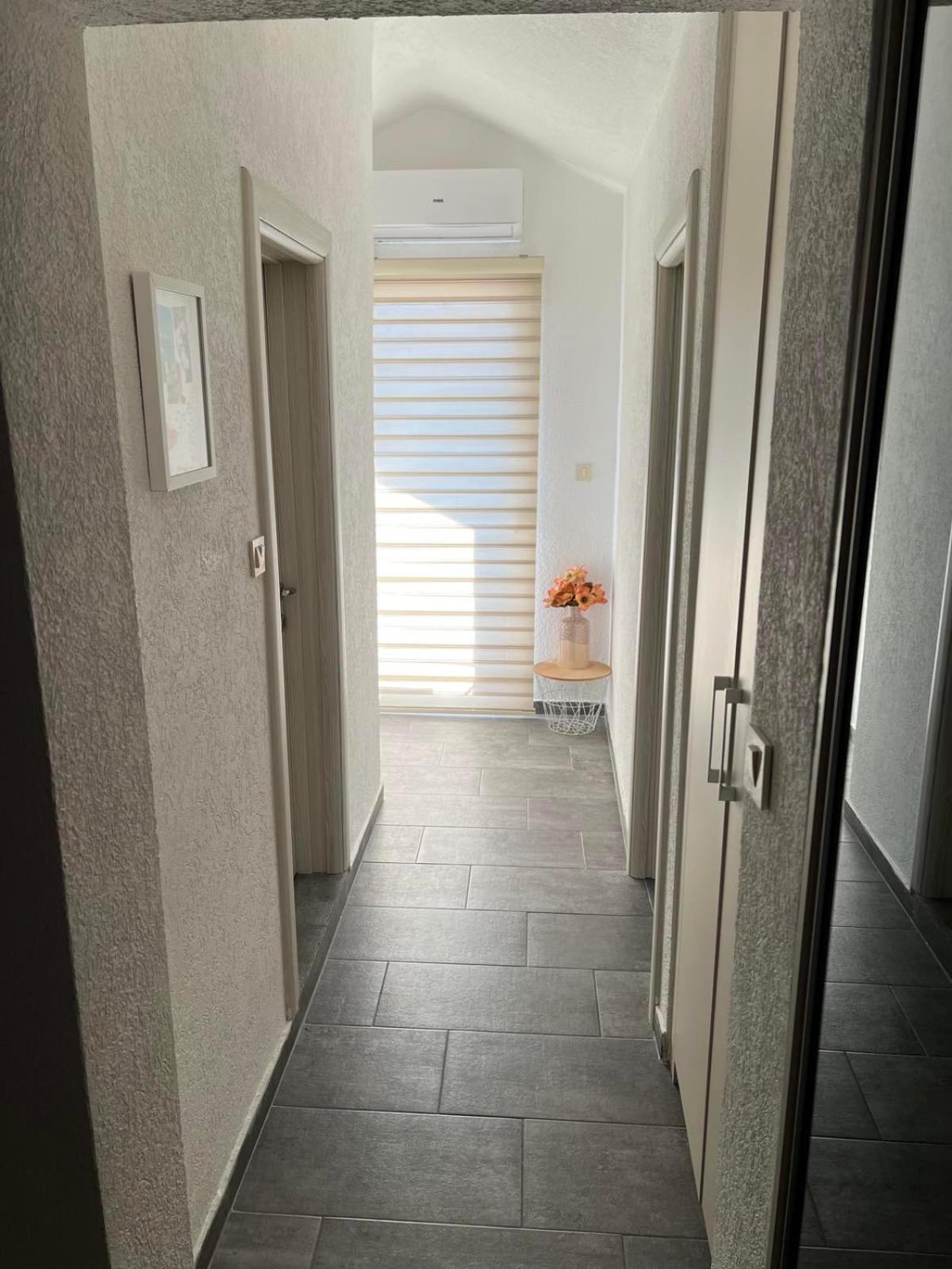 Studios Merdovic Budva Phòng bức ảnh